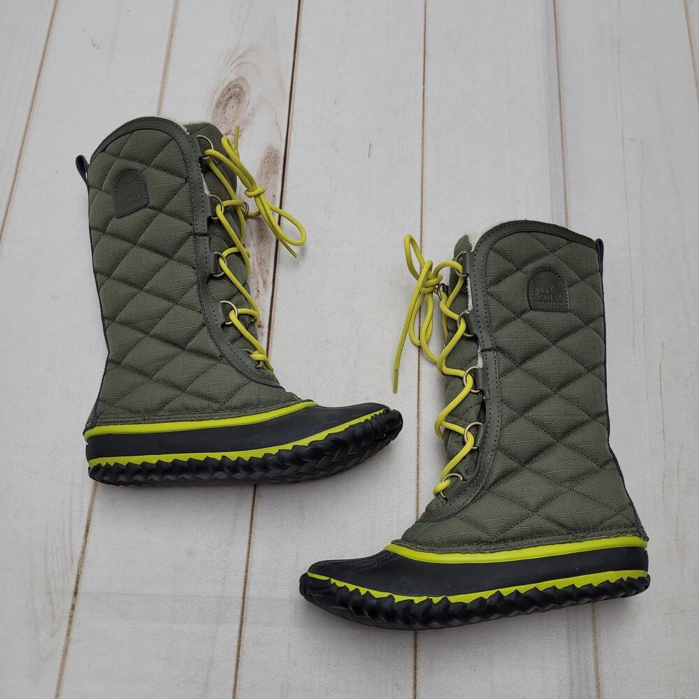 Women's Olive Quilted Winter Boots with Yellow Accents - Picture 2 of 9